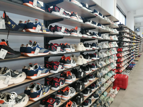 Профессия сапожника в Сызрани оказалась на грани исчезновения из-за одноразовой моды