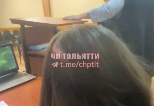 В Самарской области во время драки на перемене школьницу оставили без волос