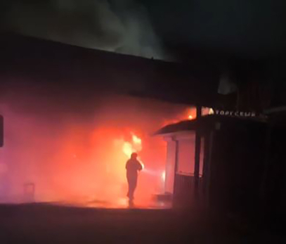 МЧС оценило площадь пожара у сызранского автовокзала