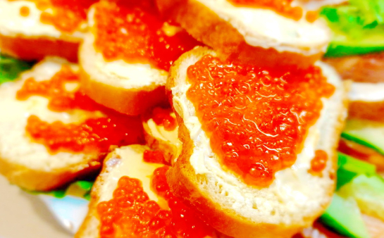 Сколько стоит праздник: в какую сумму обойдется новогодний стол для одной семьи