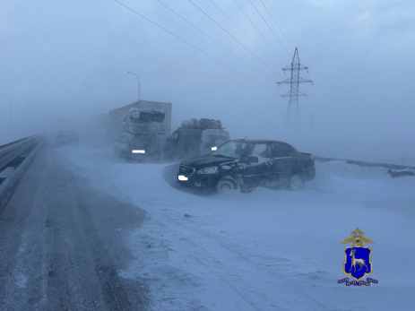 Подросток и трое взрослых госпитализированы с платной трассы в Самарской области