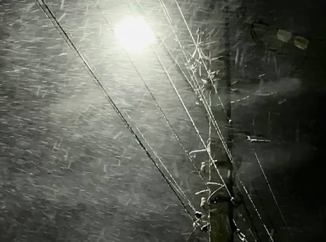 Получивший права парень разогнался на «Жигулях» и впечатался в столб под Сызранью