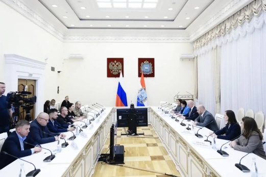 Выпускники программы «СВОё Дело. Самарская область» презентовали Вячеславу Федорищеву бизнес-идеи