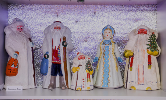 От ваты до фарфора: сызранские деды Морозы и Снегурочки времен СССР добрались до Бреста