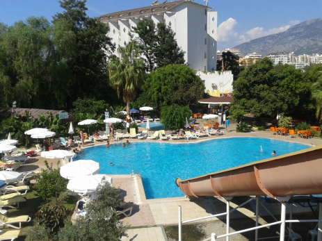 Россиянам назвали пять самых выгодных месяцев для отпуска в 2026 году