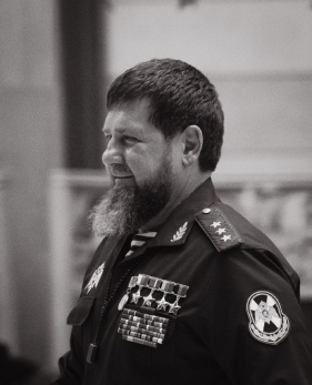 Кадыров ответил на просьбу Зеленского похитить главу Чечни