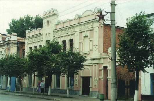 Дом со змеей: что скрывает старинный особняк на главной улице Сызрани