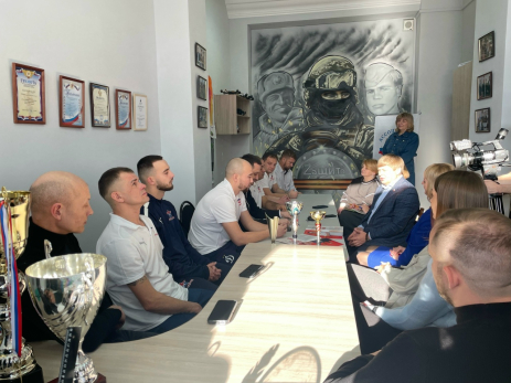 «Ты под пули шел, а играть боишься?» - год назад вернувшиеся с СВО сызранцы создали необычный проект