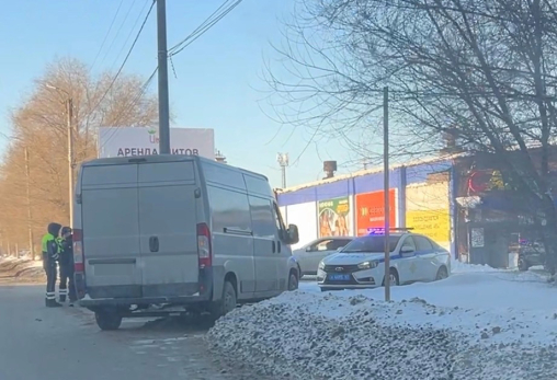 Час пик еще не наступил, а на дорогах Сызрани уже было тесно из-за аварий