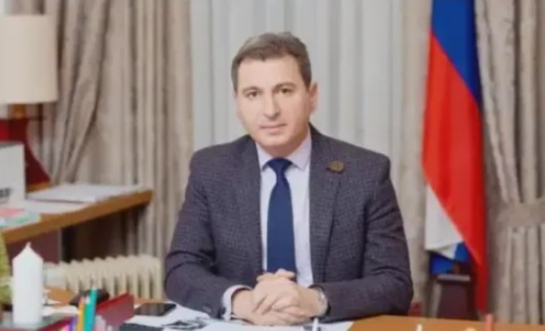 Начался суд над бывшим самарским министром, который прятал деньги в Библии