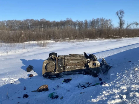 Пассажирский поезд из Самары протаранил легковой автомобиль