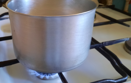 Секретный лайфхак - замочите пельмени в холодной воде: идеальное блюдо на все времена