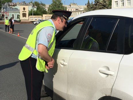 Больше, чем все население Сызрани: сколько водителей лишили прав за один год - то-то удивитесь