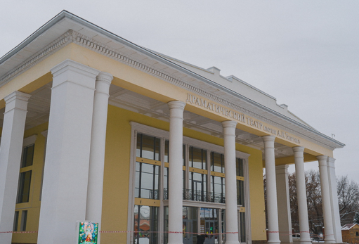 «Финал, занавес, и я упал»: смертельно опасная эпидемия в театре Сызрани вспыхнула неожиданно