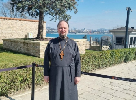 Игумен Марк помолится за Сызрань в главной христианской святыне