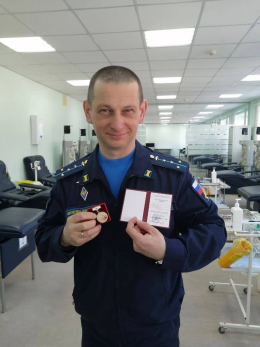 Сотруднику СВВАУЛ присвоено почетное звание за пример истинного милосердия