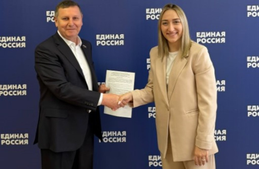 Андрей Трифонов подал документы для участия в предварительном голосовании «Единой России»