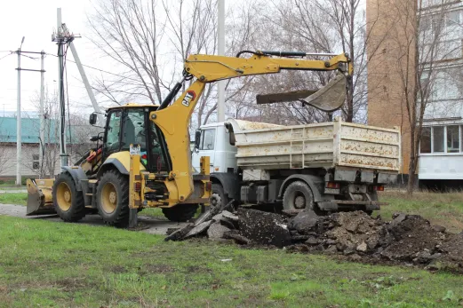 В центре Сызрани тяжелая техника крушит и ломает: что построят взамен