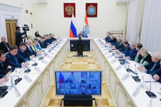 Вячеслав Федорищев поручил правительству области учесть предложения депутата Николая Сомова в части поддержки аграриев