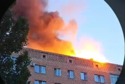 Кадры взрыва на крыше многоэтажки в Самаре разлетелись по соцсетям