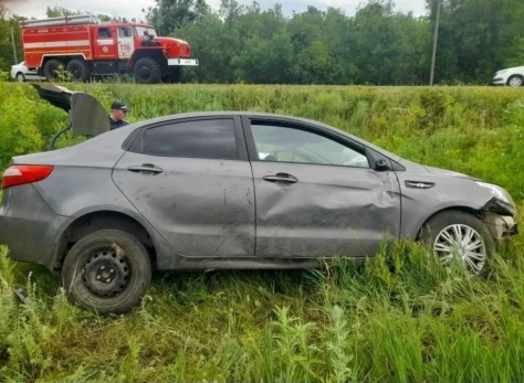 Автомобиль улетел в кювет: раненых в утренней аварии доставили в больницу