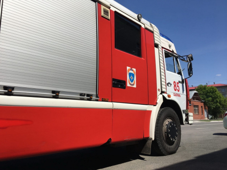 В Сызрани в четвером часу дня вспыхнул жилой дом: есть пострадавший