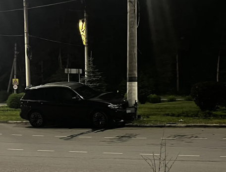 Женщина получила ранения в дорожном инциденте с BMW у сызранской больницы