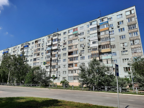 Беременная женщина выпала с седьмого этажа и удивила врачей