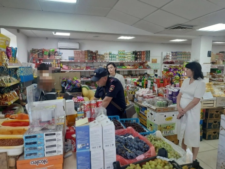 В Самарской области продавец магазина нахамил зашедшему за фасолью мэру города