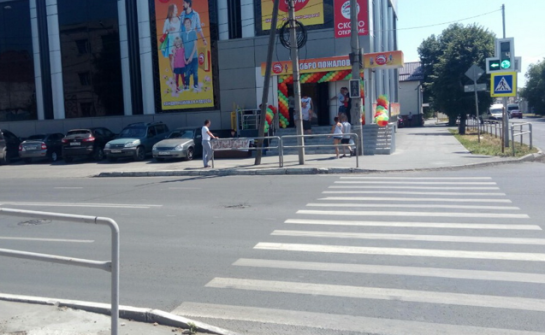 Эксперты обещают покупателям легкий шок: когда исчезнут привычные торговые центры