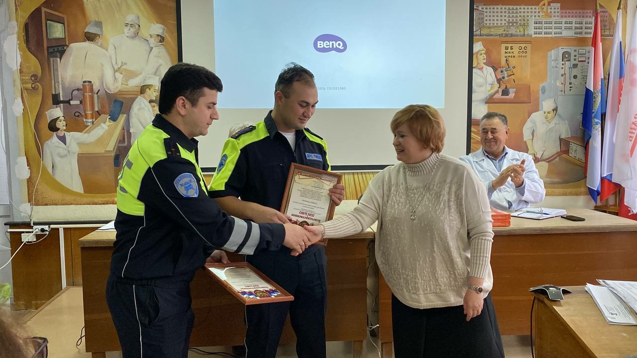 Счет шел на минуты: под Сызранью у женщины в машине начались роды / Новости  / КТВ-ЛУЧ