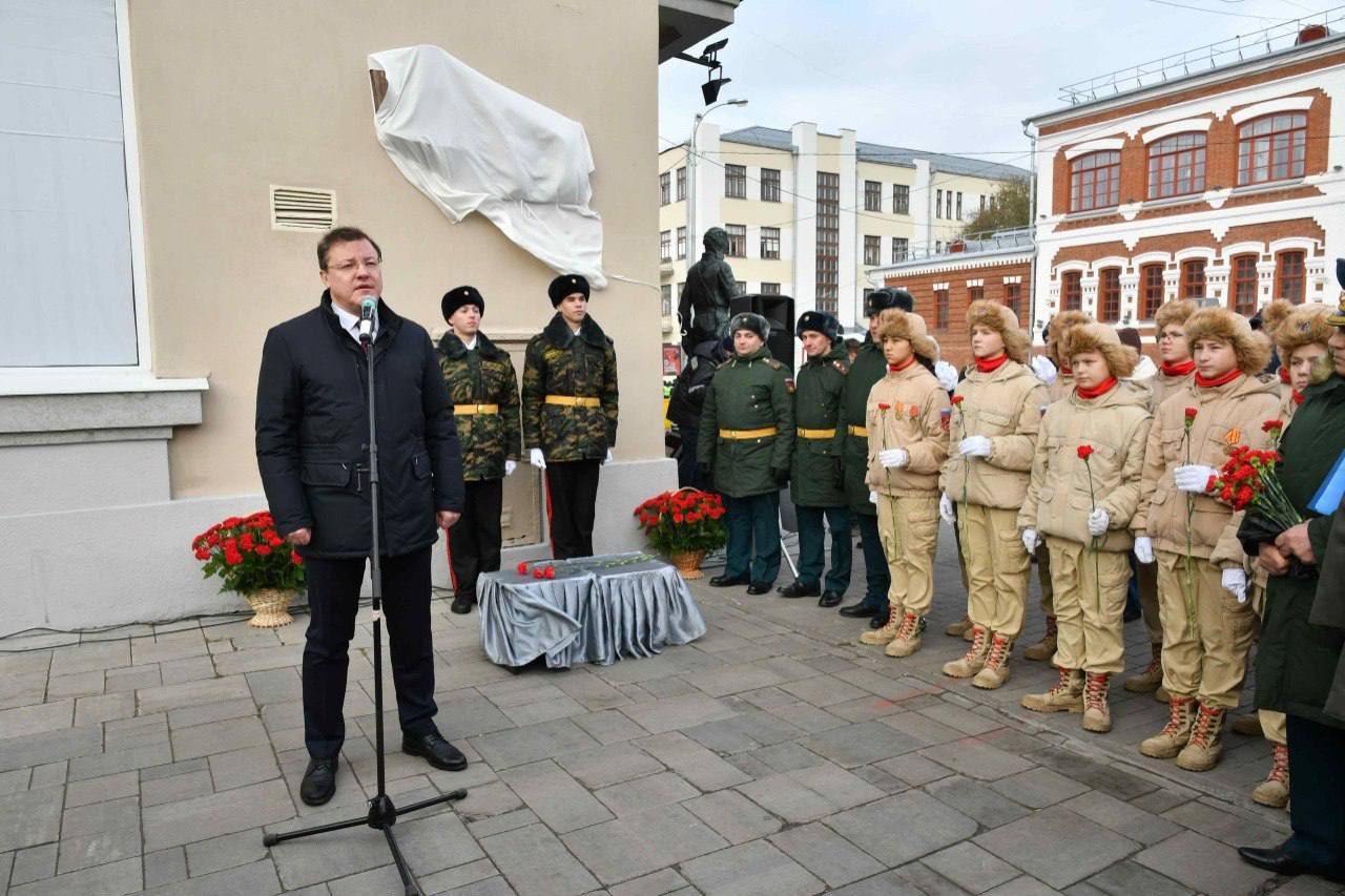 В Самаре открыта мемориальная доска военному дирижеру и композитору Семену  Чернецкому / Новости / КТВ-ЛУЧ