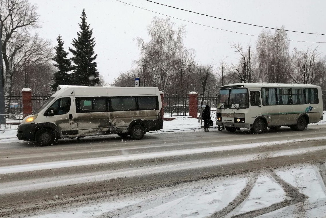 Перевозчики Сызрани удивили горожан, назвав интервалы движения автобусов в  разное время суток / Новости / КТВ-ЛУЧ