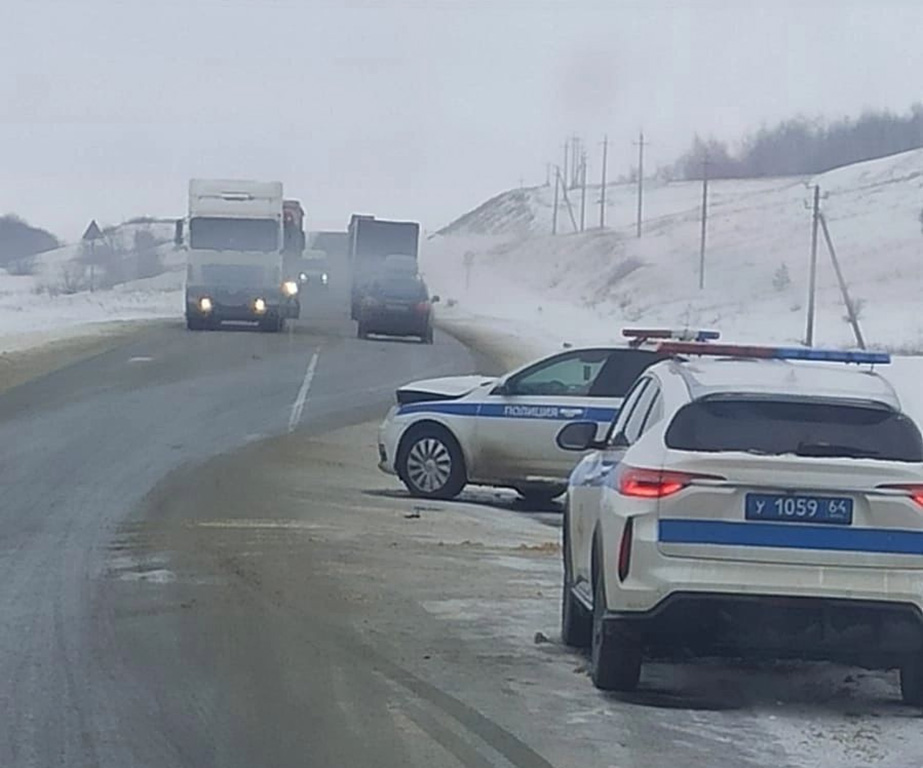 дтп на м5 за последние сутки в самарской области. ситуация на дороге м5 сейчас самарская область. трасса м5 урал. фура ночью на трассе. авария на трассе м5 за последние сутки в самарской области.