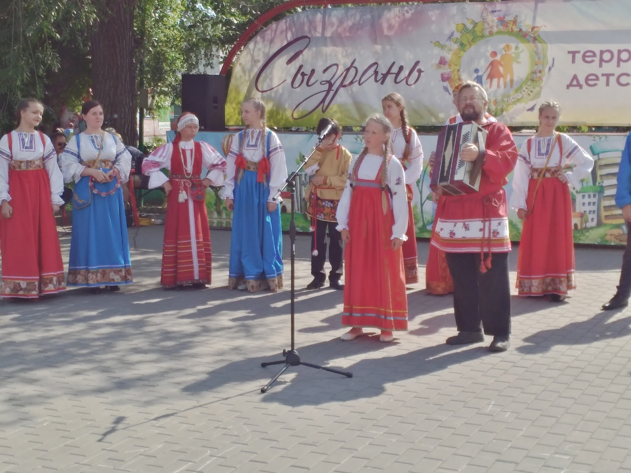 На завалинке, музыка для своих и необычный концерт на Спасской башне  кремля: где и как отдохнуть в Сызрани в эти выходные / Новости / КТВ-ЛУЧ