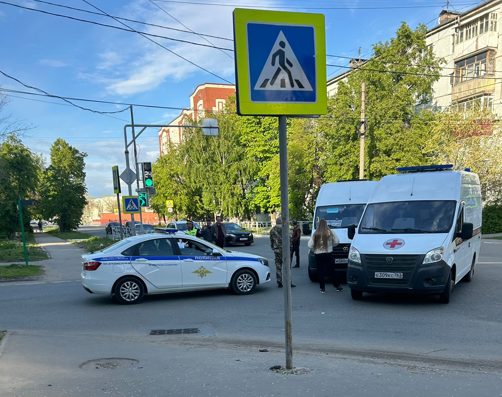 На место ЧП со «Скорой» прибыла полиция Сызрани: подробности выясняются /  Новости / КТВ-ЛУЧ