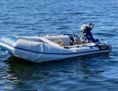 Хозяин судна исчез: на Волге под Сызранью дрейфует пустая лодка с рыболовными снастями