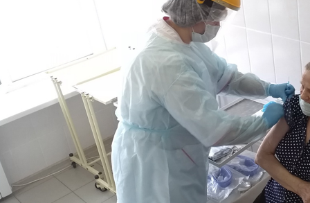 Осенью будут атаковать два штамма COVID: смертельная опасность не в самой болезни