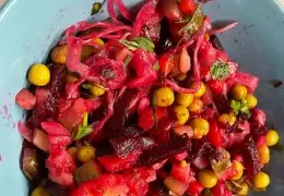 Секрет заправки, которая сделает ваш винегрет вкуснее всех салатов