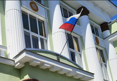 Честный суд над изменщиками: любовники выплатят друг другу по 50 тысяч рублей в качестве компенсации