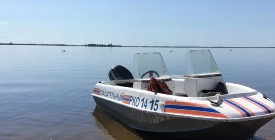 Резкий перепад температур: что будет, если войти в воду после стакана водки